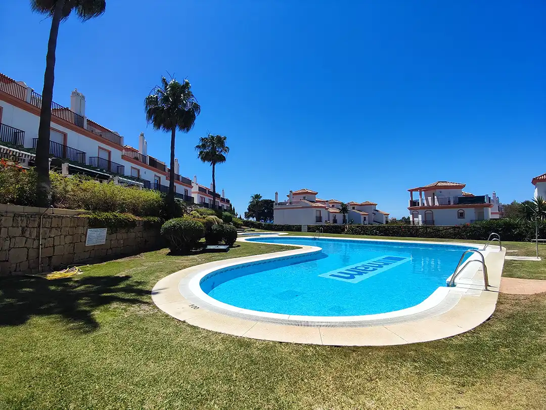 Lomas de Cabopino View 13